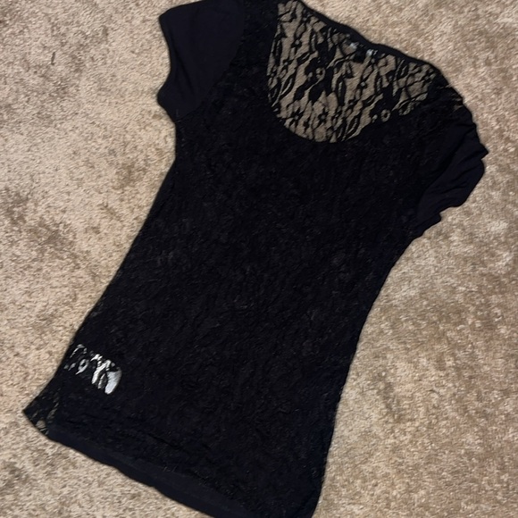 BEBE Sequins Lace Tee - Picture 4 of 4